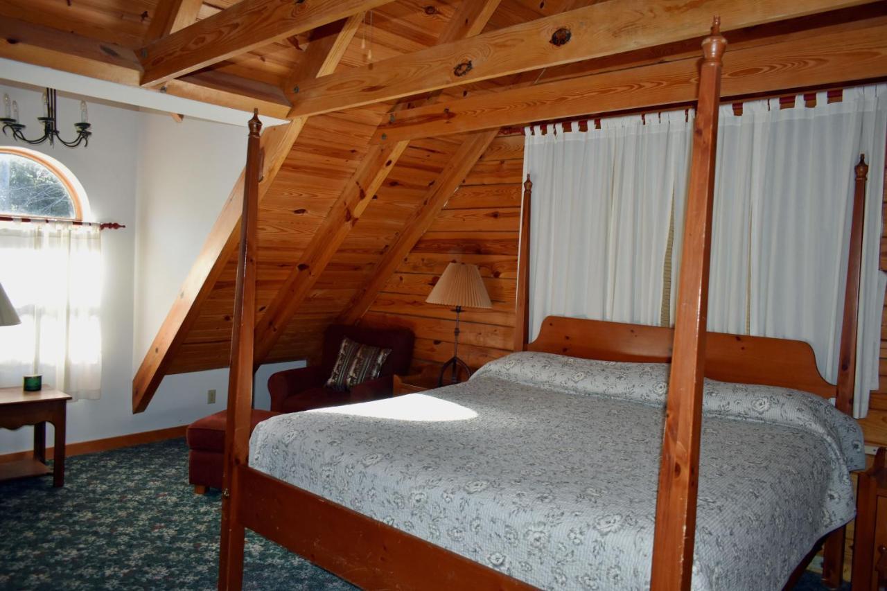 Cabin Fever Gatlinburg Exterior photo
